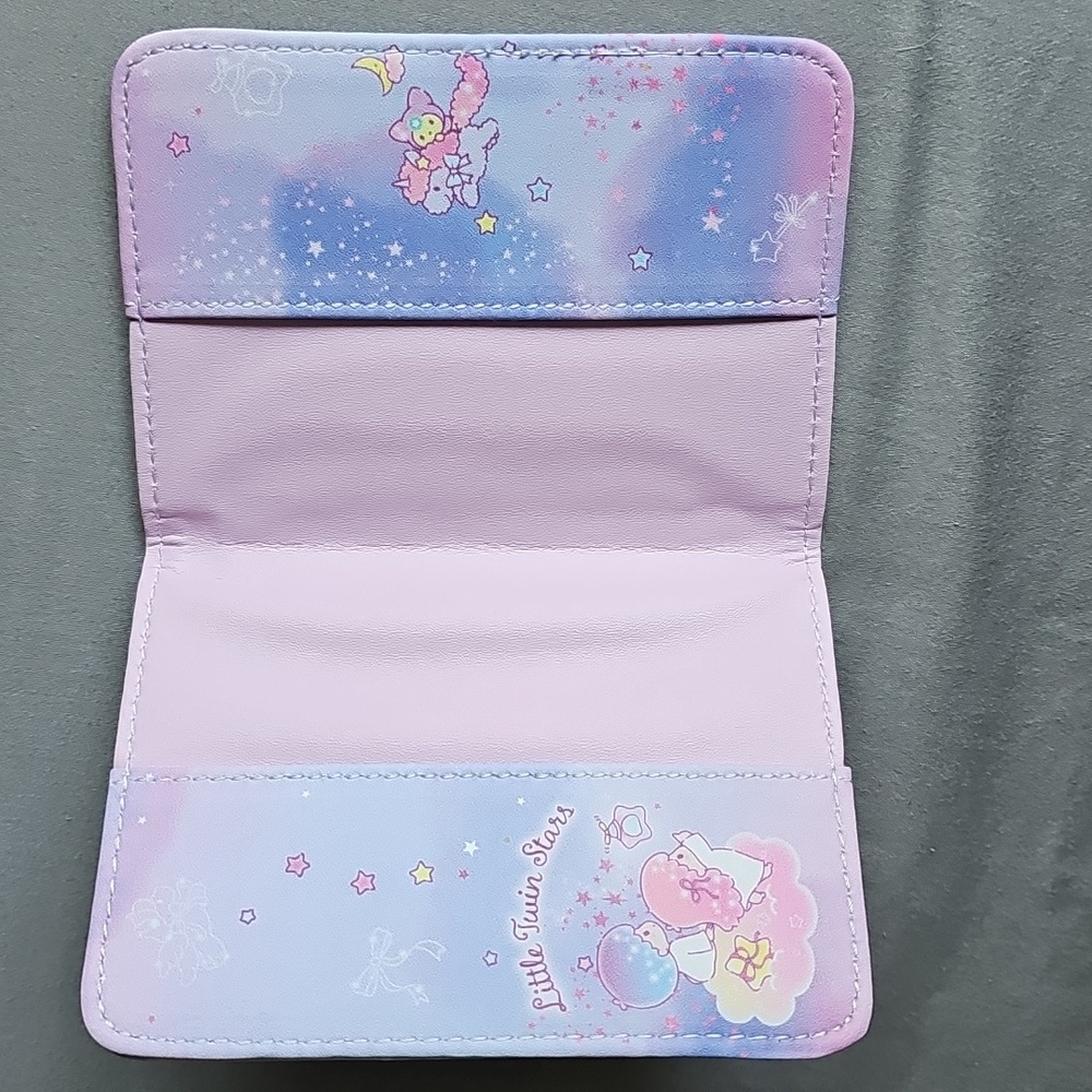 Little Twin Star Passport Holder - Picture 3 of 6